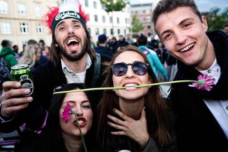 festen. Glade Distortion-gæster på Vesterbro i København. 