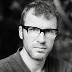 Familie. 'Huset' er Andreas Maiers anden roman i en længere serie om hans familie, der blev indledt med 'Værelset'. 