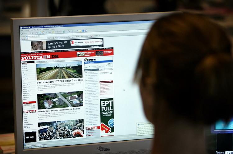 Klik. Netmedierne har for længst overhalet papiraviserne på listen over danskernes foretrukne nyhedskilde. 