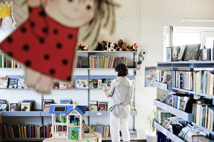 Nemt. Bibliotekerne vil have fat i de folk, som ikke normalt går på biblioteket. 