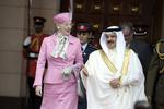 Venner? Bahrains kong Hamad ibn Isa Al Khalifa har sendt en særlig hilsen til dronning Margrethe i anledning af grundlovsdag. 