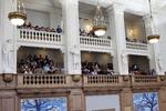 Lovændring Folketinget vedtog i dag en ændring i ægsteskabsloven, så det nu er muligt for præster at vie homoseksuelle. 