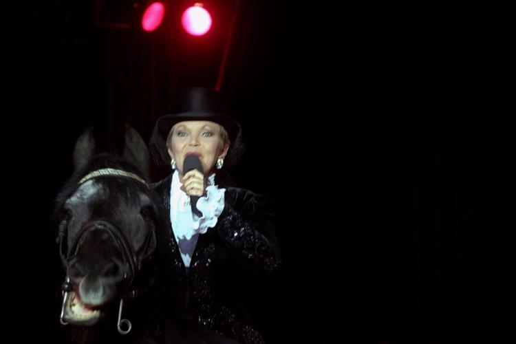 Datter. Diana Benneweis har tidligere fortalt, hvordan hun lindrede sin fars smerter, da han lå for døden. 