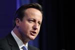 Tvang. David Cameron og den øvrige regering i Storbritannien skruer nu bissen på over for tvangsægteskaber. 
