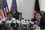 Skideballe. Afghanistans forsvarsminister Adbul Rahim Wardak (t.h.) istemmer USA's kritik af Pakistan: Landets fristeder for terrorister er den største forhindring for stabilitet i Afghanistan. 