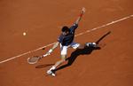 suveræn. Med en stærk defensiv lagde Novak Djokovic grunden til sin sejr. 