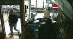 fanget. Pornoskuespilleren LRM blev  fanget af et overvågningskamera, før han blev arresteret i Berlin tidligere på ugen. 