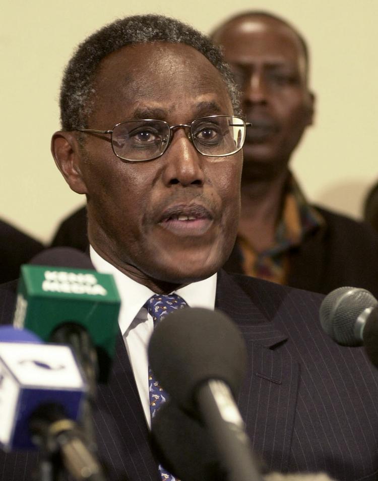 omkommet. Kenyas indenrigsminister, George Saitoti, er blandt de omkomne. 