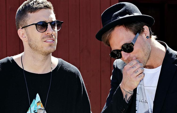 Nik&amp;Jay.  Den danske hiphopduo er  blot et af mange bands, som ikke kan høres på Bibzoom, fordi pladeselskabet Universal ikke vil være med. 