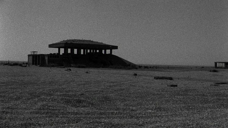 W. G. Sebald. Med smukke,  tågede gråtoner dykker Grant Gees dokumentar ned  i forfatteren W. G.  Sebalds univers. 