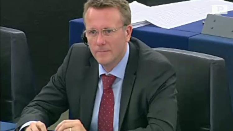 Angrebet. »Selvfølgelig lytter jeg til, hvad der bliver sagt. Og jeg understregede også, at det er meget vigtigt at dialogen fortætter«, siger Morten Bødskov. 