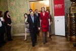 Forretning. Dagens kinesisk-danske erhvervskonference har fint besøg af vicepremierminister Wang Qishan. Han blev fulgt ind i salen af økonomiminister Margrethe Vestager (R). 