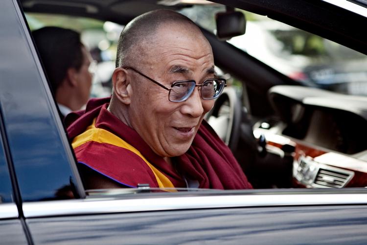 Overhoved. Sådan så det ud, da Dalai Lama senest besøgte den danske regeringstop, nærmere bestemt Lars Løkke Rasmussen. 