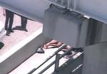 STOFMISBRUG. En tilfældig hjemløs mistede en del af sit ansigt, da en påvirket stofmisbruger gik til angreb på ham i Miami. Vedkommende standsede først, da politiet skød ham. Nu sætter endnu en sag fokus på de aggressionsfremkaldende stoffer. 