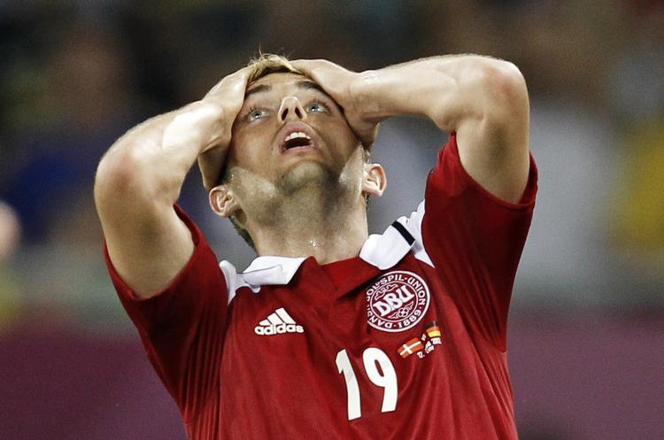 ærgerligt. Jakob Poulsen var tæt på at bringe Danmark foran 2-1, da han skød på stolpen. 