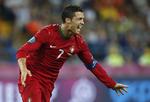 dobbelt. Cristiano Ronaldo lynede endelig igen for Portugal efter skuffende indsats i de første kampe. 