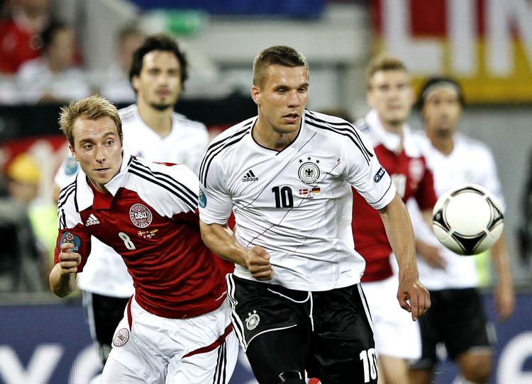 Talent. Christian Eriksen var flyttet ud på højrekanten mod Tyskland, men fik heller ikke denne gang sat et offensivt aftryk på kampen modsat Lukas Podolski, der scorede det første tyske mål i 2-1-sejren over Danmark. 