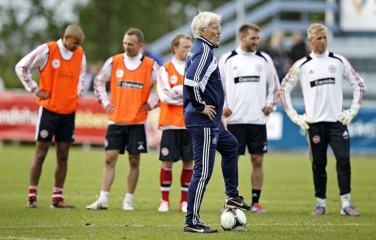 RESERVERNE. For Michael Silberbauer og Kasper Schmeichel bød EM-slutrunden kun på træning - og en pæn løncheck. 