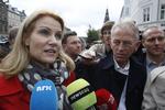 valgkamp. Helle Thorning-Schmidt og Villy Søvndal fanget under valgkampen. Siden oktober er ordet 'løftebrud' forekommet i mere end 1.200 dagbladsartikler. 