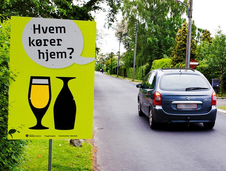 promillefri.  Det er nemmere at sige nej tak til alkohol, hvis der bliver serveret lækre alkoholfri drinks som alternativ til vand og sodavand. 