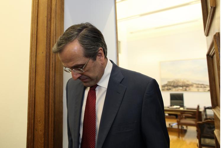 Krise. En ny græsk regering vil bremse landets vej mod den økonomiske afgrund, men den vil ikke være i stand til at klare gældskrisen, siger græske analytikere. 