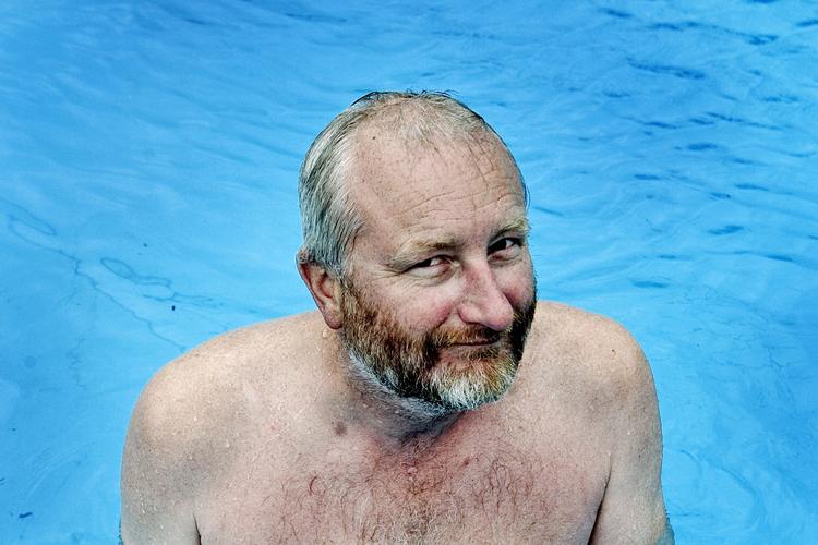 Uventet. Zentropa får først besked 26. juni, om 'Jagten' bliver vist i Biografklub Danmark. Og det er for sent til den optimale lancering af filmen. 
