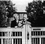 Gemt. Nogle børn blev efterladt,  da deres forældre  flygtede til Sverige. Her er det Allan med sine plejeforældre. 