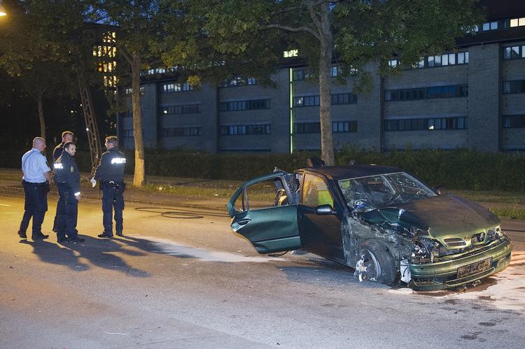 Ulykke. En alvorlig trafikulykke i Valby kostede i nat to unge mænd livet. 