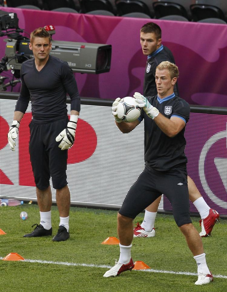 2'er. Robert Green (t.v.) står i skyggen af Joe Hart. 