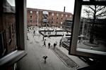 Overgreb. Skoler bør have en seksualpolitik for at forhindre seksuelle overgreb mellem eleverne, mener Mimi Strange, leder af Janus Centret. 
