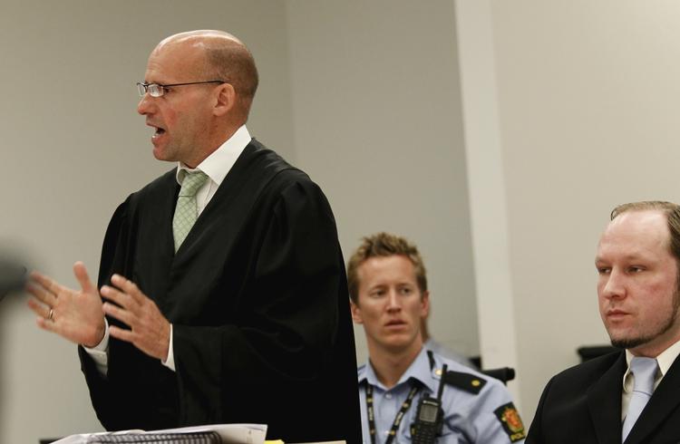 Slutning. Den sidste retsdag i sagen mod Anders Behring Breivik er ved at være slut. Forsvarer Geir Lippestad har netop afsluttet sin procedure. 