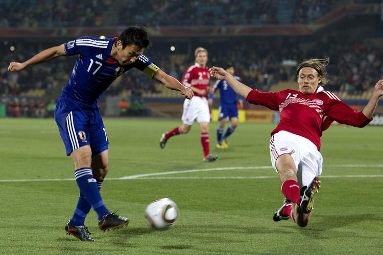 Eks. Per Krøldrup var senest med på landsholdet i efteråret 2010. Her er han i aktion under VM 2010 i nederlaget til Japan. 
