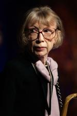 Dramatiseret. Didions roman om ægtemandens død blev dramatiseret verden over. Nu er hun aktuel med bog om tabet af hendes datter. 