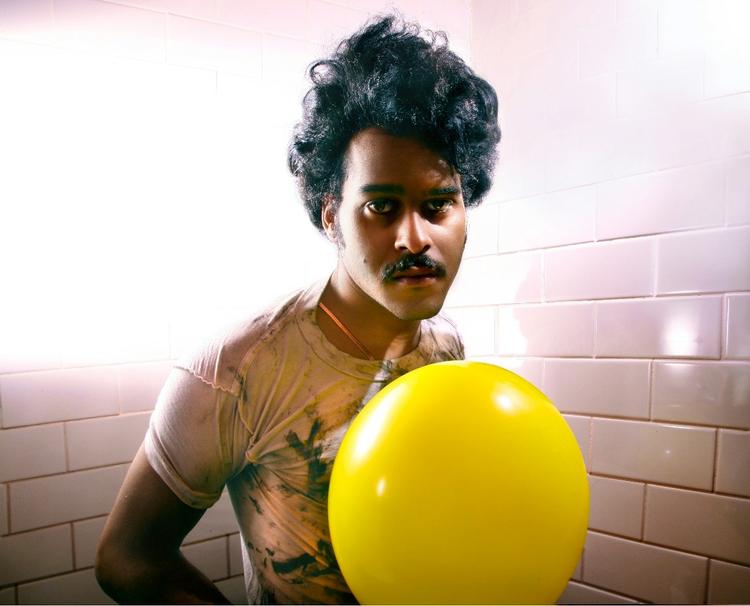 Nostalgi. Amerikanske twin-shadow vender tilbage til Danmark den 17. november på Store Vega. 