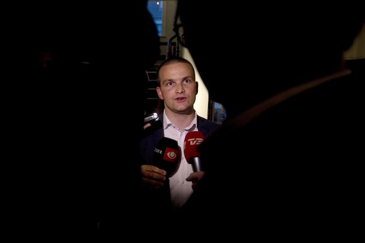 Presset. Thor Möger Petersen var under stort pres fra sit bagland, for at regeringen hellere skulle lave en skatteaftale med Enhedslisten frem for de borgerlige partier. 