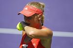 DYR. Det kommer til at koste Adidas adskillelige millioner at få lov at klæde Caroline Wozniacki på de kommende år. 