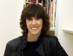 Dødsfald. Nora Ephron i sit hjem i New York på foto fra november 2010. Ephron døde tirsdag nat i New York af følgesygdomme af blodkræft. Hun blev 71. 