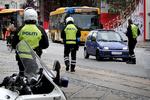 Smutvej. Flere billister tager hver dag chancen og skyder genvej ved Nørrebrogades bussluse, hvor der er biler forbudt. 