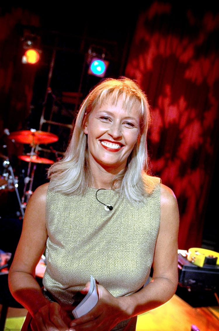 smil. Lene Johansen droppede jobbet som studievært på DR til fordel for en tilværelse som blandt andet foredragsholder og censor på Journalisthøjskolen. Her ses hun på skærmen tilbage i 1999. 