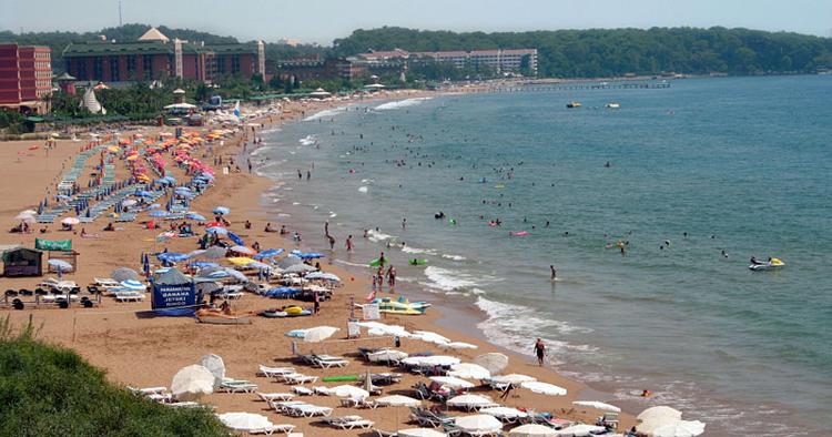 SOLFERIE. Alanya i Tyrkiet er en af de feriedestinationer, der de kommende uger får besøg af mange danskere. 