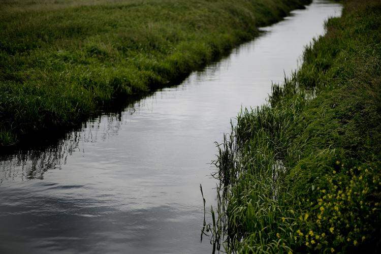 Forurening. Klorerede opløsningsmidler og andre giftige stoffer siver ned mod drikkevandet fra tusindvis af tidligere industrigrunde rundt om i Danmark. 