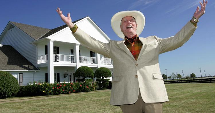 TVBY. Tv-serier kan sætte en by på verdenskortet. Som eksempelvis kultserien Dallas, der foregik i byen med samme navn. 