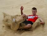 finalist. Længdespringeren Morten Jensen var kun 4 cm fra 'det vilde' OL-krav på 8,10 meter. 