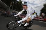 Nedtur. På prologen blev Tony Martin ramt af maskinskade, i dag måtte han en tur i asfalten. 