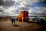 Fare. Det var ved G-tårnet, at to mænd i nat opsøgte festivalens medarbejdere for at få hjælp til deres ven. Han stod dog ikke til at redde og er nu død. 