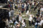 Regn. Festivalgængerne i Roskilde kan fredag se frem til fem-seks timers regn. Dog er det ikke lige så store mængder som under Roskilde Festival i 2007. 
