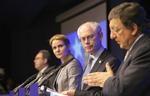 Patent-ballade. For få dage siden kunne Helle Thorning-Schmidt på et EU-pressemøde glæde sig over vedtagelsen af en fælles patent-domstol. Men nu stiller EU-parlamentet sig på bagbenene. 