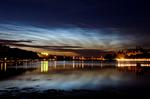 Nattelys. På himlen kan man for tiden se vejrfænomenet 'lysende natskyer' som her, i aftes, over København. 