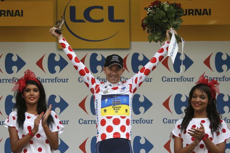 prikker. 'Svanen fra banen' er blevet Michael Mørkøvs nye kælenavn efter en afstemning på TV2. 