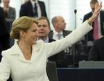Farvel. Da statsminister Helle Thorning-Schmidt tog afsked med EU-formandskabet i tirsdags var det i en tom sal. Men det engelske tidsskrift The Economist roser Danmark for landets indsats. 